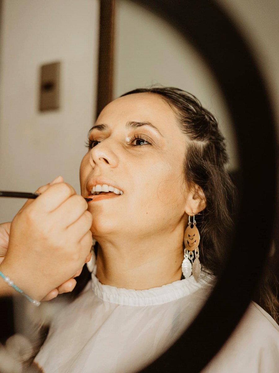 Clase de maquillaje personalizada