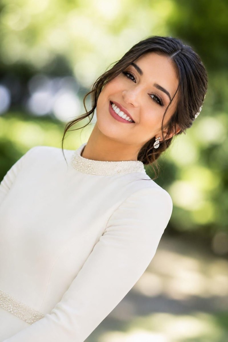 Novia con maquillaje soft glam